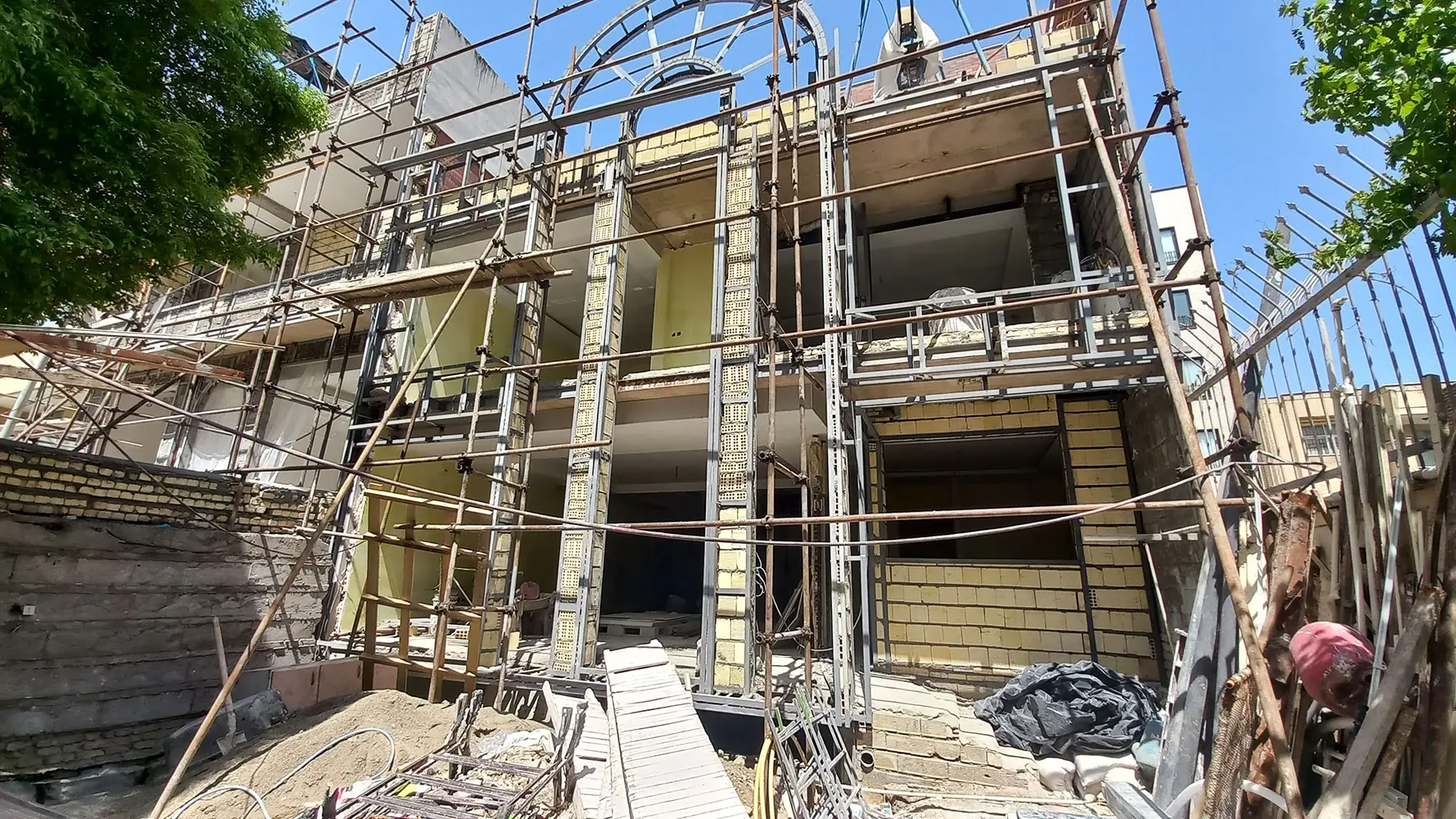 دشتستان سال 1404